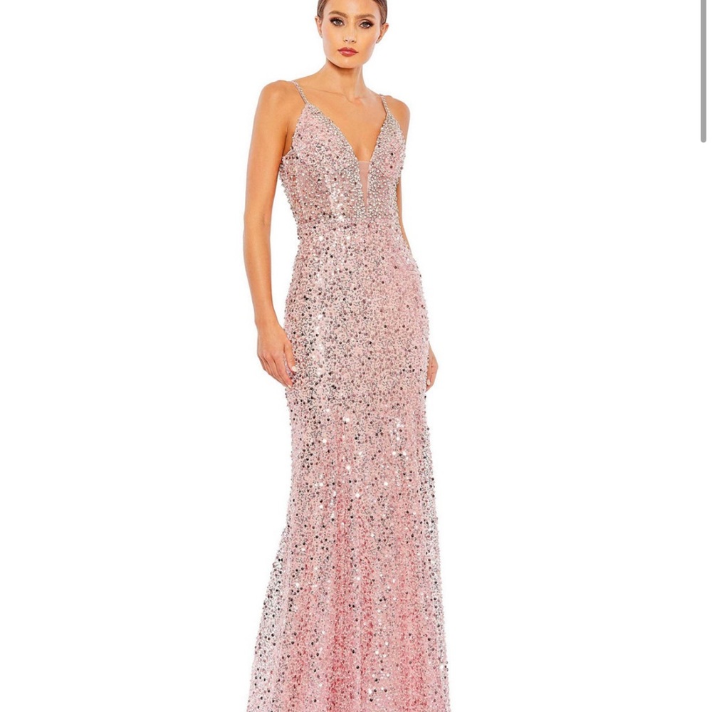Women's Embellished Plunge Neck Sleeveless Trumpet Gow